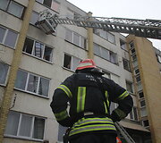 Gaisras Nemuno g. bendrabutyje Panevėžyje