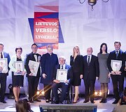 Apdovanojimų akimirka