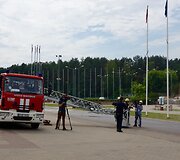 Ugniagesiams gelbėtojams perduotos naujos gaisrinės automobilinės cisternos ir lengvieji automobiliai
