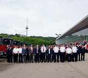 Ugniagesiams gelbėtojams perduotos naujos gaisrinės automobilinės cisternos ir lengvieji automobiliai