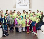 Folkloro ansamblių pasirodymas Katedros aik&scaron;tėje