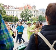 Folkloro ansamblių pasirodymas Katedros aik&scaron;tėje