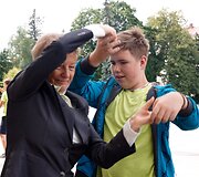 Folkloro ansamblių pasirodymas Katedros aik&scaron;tėje