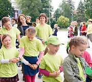 Folkloro ansamblių pasirodymas Katedros aik&scaron;tėje