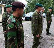 Užuojautų parei&scaron;kimas dėl i&scaron;puolio Nicoje prie Prancūzijos ambasados Vilniuje