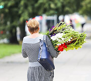 Gėlių pardavėjai džiaugiasi Rugsėjo 1-ąja
