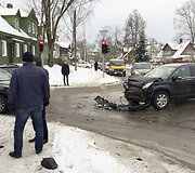 Vilniuje susidūrė &bdquo;Honda&ldquo; ir BMW