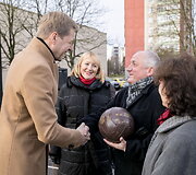 &Scaron;alia Vilniaus Karolini&scaron;kių gimnazijos atidaryta nauja mažoji futbolo aik&scaron;tė