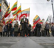Lietuvos trispalvės &scaron;imtmečiui - specialios eitynės
