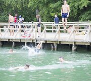 Vasari&scaron;ka kaitra prie Žaliųjų ežerų