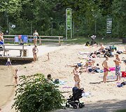 Vasari&scaron;ka kaitra prie Žaliųjų ežerų
