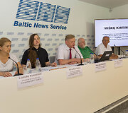 Sąjūdžio &bdquo;Už Lietuvos mi&scaron;kus&ldquo; spaudos konferencija