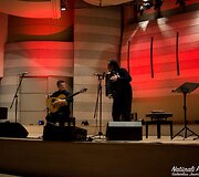 Koncerto &bdquo;Tribute to Edith Piaf: Richard Galliano and Sylvain Luc&ldquo; akimirkos