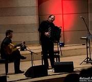 Koncerto &bdquo;Tribute to Edith Piaf: Richard Galliano and Sylvain Luc&ldquo; akimirkos
