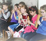 75-ąjį kūrybinės veiklos jubiliejų &scaron;venčiantis ansamblis &bdquo;Lietuva&ldquo; atvėrė savo namų duris
