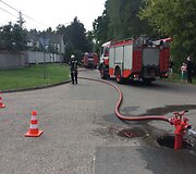 Vilniuje, Nugalėtojų gatvėje, užsidegė namo stogas