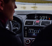 Elektroninės stabilumo sistemos bandymai su &bdquo;Subaru XV&ldquo;
