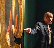 Kunigaik&scaron;tis M. Radvila pasakoja protėvių paveikslo istoriją