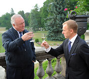 Eimantas Skrabulis (de&scaron;inėje)