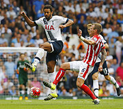 Mousa Dembele ir Glennas Whelanas