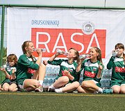 Jubiliejiniame vaikų globos namų turnyre &ndash; Lietuvos rinktinės futbolininkų dėmesys 