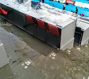 Kazanėje vykstančiame pasaulio plaukimo čempionate prakiuro stadiono stogas