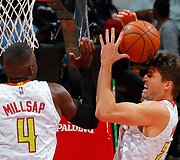NBA prie&scaron;sezoninės rungtynės (2015 10 20)