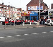 Albanijos rinktinės sirgaliai nudažė Lanso gatves