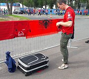 Albanijos rinktinės sirgaliai nudažė Lanso gatves
