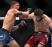 UFC 223: Habibas Nurmagomedovas &ndash; Alas Iaquinta