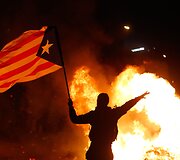 Protestai &bdquo;El Clasico&ldquo; metu &scaron;alia &bdquo;Camp Nou&ldquo; stadiono 
