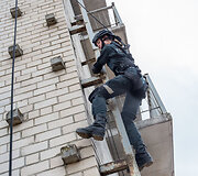 Policininkė Ina įveikia oro i&scaron;&scaron;ūkį