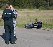 Minsko pl. avarijos metu žuvo motociklininkas