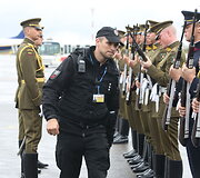 Vilniaus oro uoste ruo&scaron;iamasi popiežiaus atvykimui