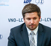  Adrian Kubicki