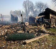&Scaron;alčininkų rajone, Krakūnų kaime kilęs gaisras sunaikino apie 20 pastatų