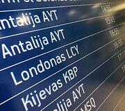 Lenkijos avialinijos pristato naują lėktuvų reisą į Londono miesto aerouostą