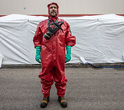 NATO vir&scaron;ūnių susitikimą Vilniuje metu jungtinė pareigūnų CBRN komanda pasiruo&scaron;usi veikti cheminio, biologinio ir radiologinio incidento metu 