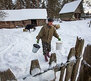 Žiema Romualdo ir Antaninos sodyboje Musteikoje