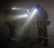 Vilniuje, buvusios įmonės &bdquo;Audėjas&ldquo; teritorijoje, vyko kontrolinės taktinės ugniagesių gelbėtojų pratybos. 