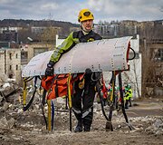 Vilniuje, buvusios įmonės &bdquo;Audėjas&ldquo; teritorijoje, vyko kontrolinės taktinės ugniagesių gelbėtojų pratybos. 