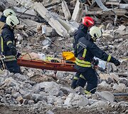Vilniuje, buvusios įmonės &bdquo;Audėjas&ldquo; teritorijoje, vyko kontrolinės taktinės ugniagesių gelbėtojų pratybos. 