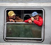 Migrantų portretai Tovarniko (Kroatija) geležinkelio stotyje