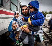 Migrantai Tovarniko (Kroatija) geležinkelio stotyje