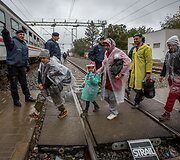 Migrantai Tovarniko (Kroatija) geležinkelio stotyje