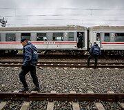 Migrantai Tovarniko (Kroatija) geležinkelio stotyje