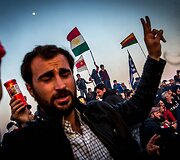 Idomeni pabėgėlių stovykloje &scaron;venčiamas Nauruzas - persų naujieji metai