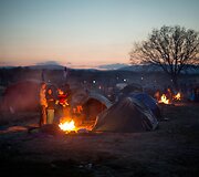 Idomeni pabėgėlių stovykloje &scaron;venčiamas Nauruzas - persų naujieji metai