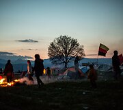 Idomeni pabėgėlių stovykloje &scaron;venčiamas Nauruzas - persų naujieji metai