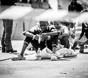 Augusta uoste (Sicilija) i&scaron; laivo i&scaron;laipinami Viduržemio jūroje i&scaron;gelbėti migrantai